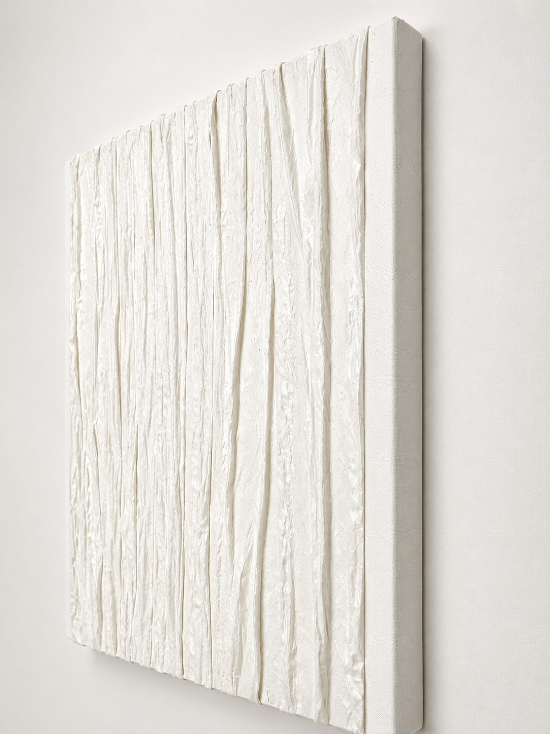 Crimped Bedsheets Luxury Textured Wall Art | 80 × 60 cm