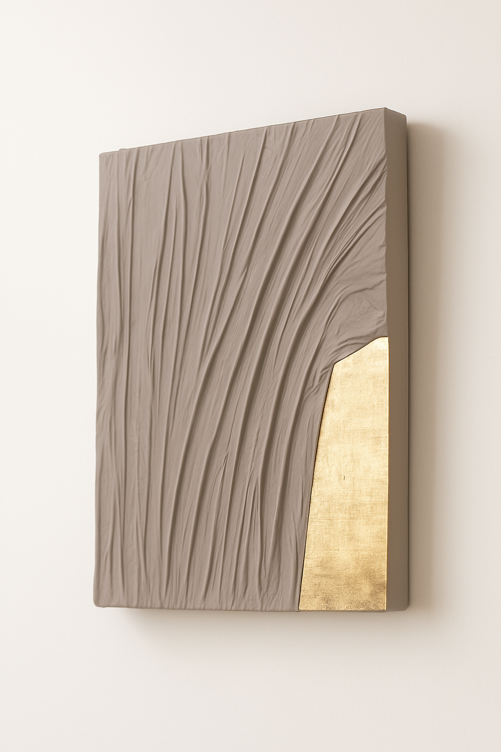 Gilded Drapery 100 × 76 cm