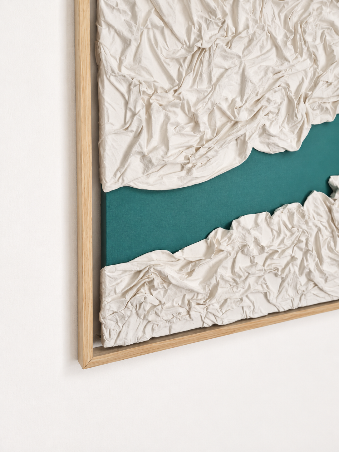 Arctic Circle – Modern Textured Wall Art with Beige Frame 100×76cm