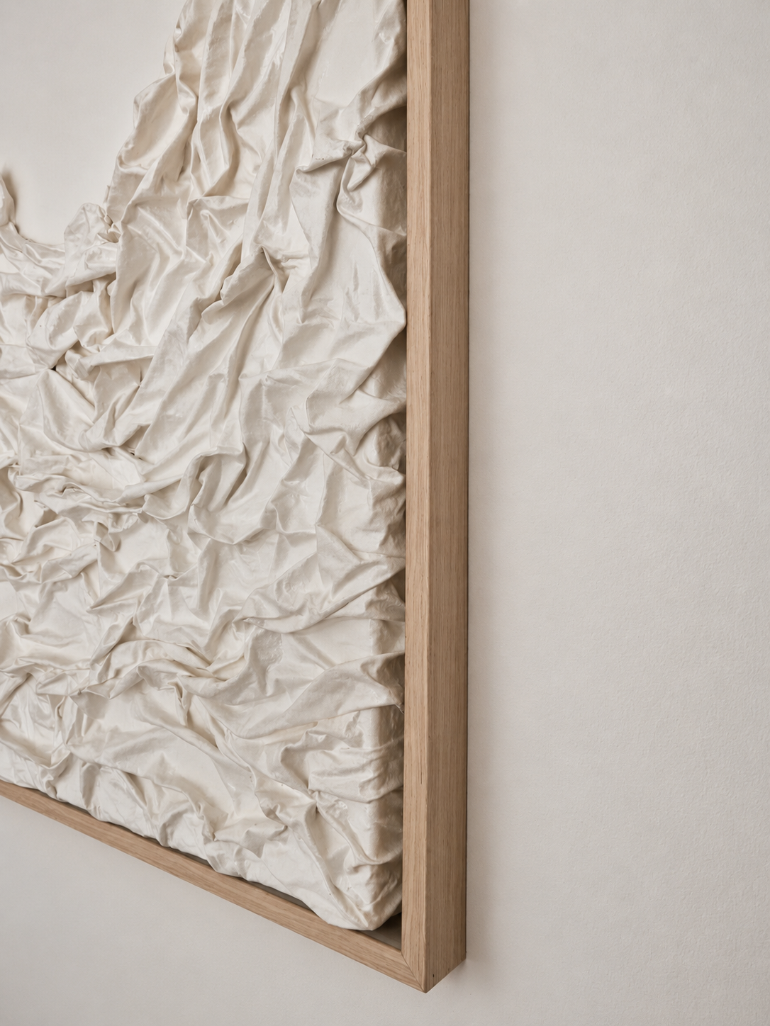 Modern Signature Collection white wall art