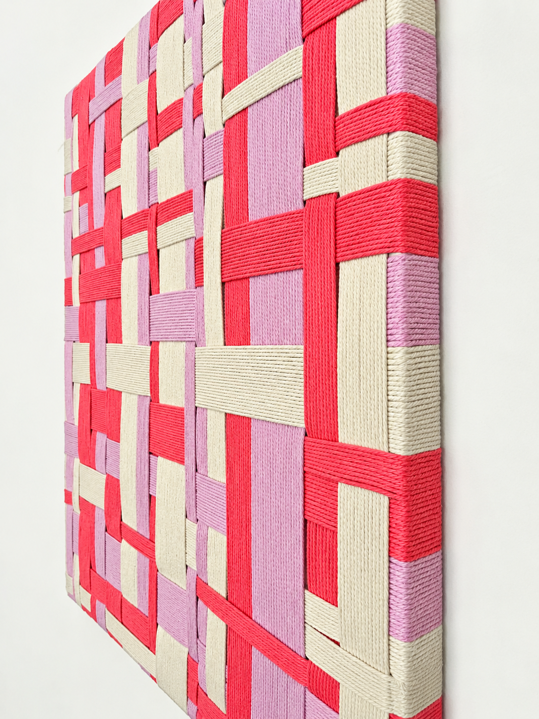 Modern handcrafted wall décor Dubai